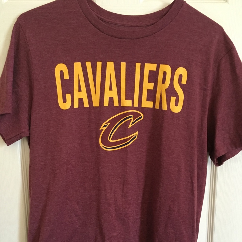 NWOT men’s L tee
